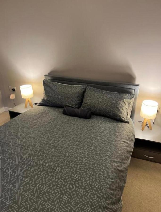 Modern Room Homestay In Apartment With Private Bathroom Croydon Esterno foto